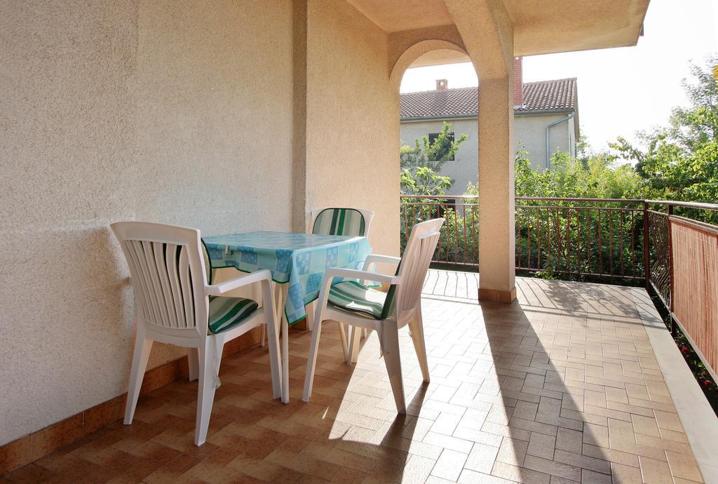 Apartment Ines Poreč Exterior foto